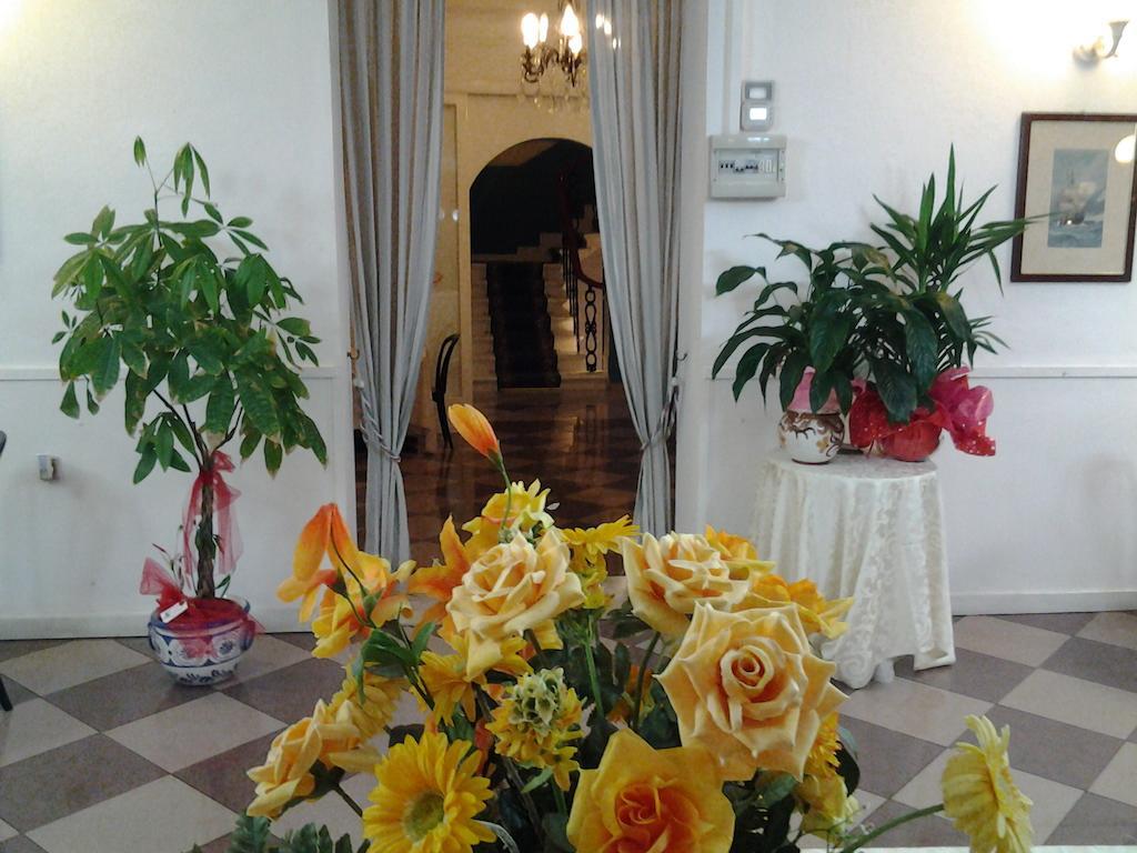 Hotel Moderno 3*