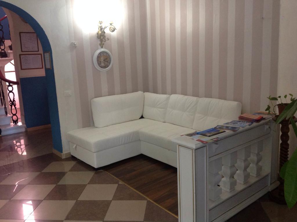 Antico Moderno Hotel 3*