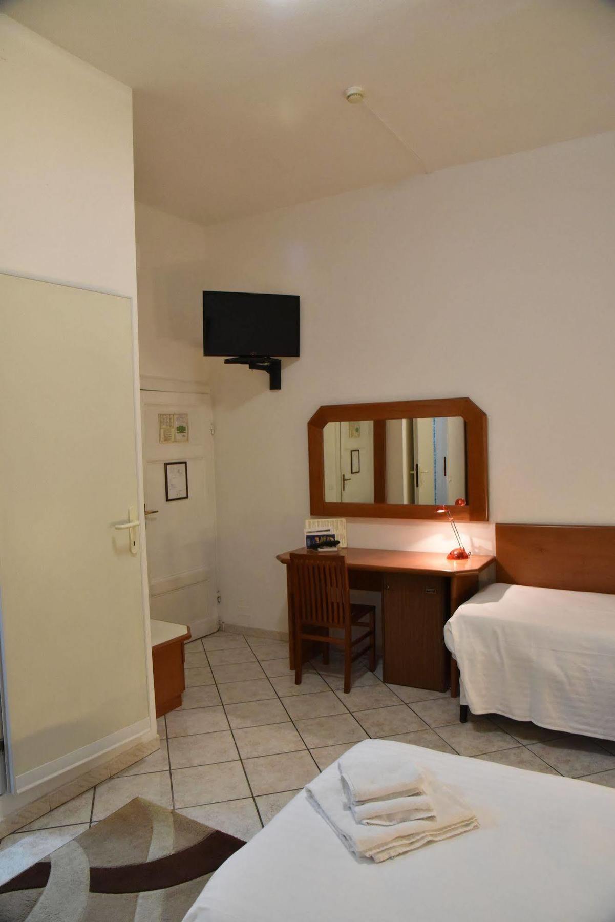 Hotel Moderno