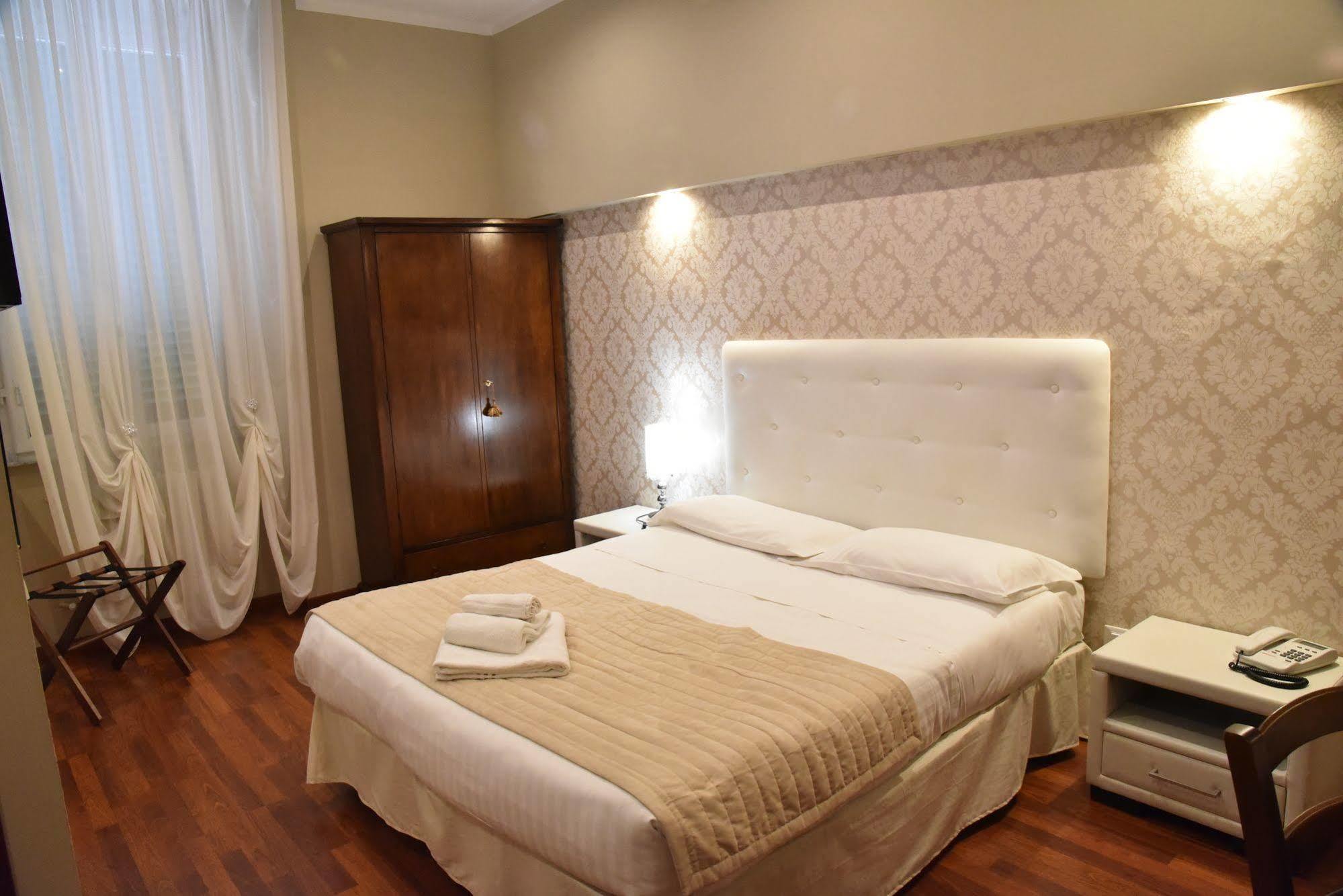 Antico Moderno Hotel 3*